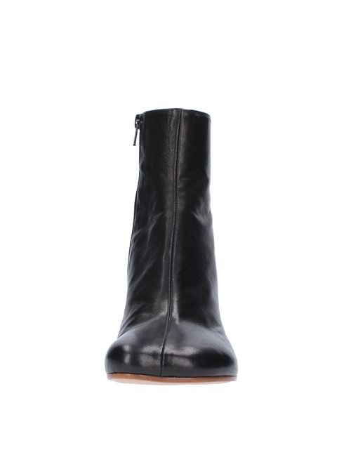 Leather ankle boots MM6 MAISON MARGIELA | S59WU0172P2721NERO