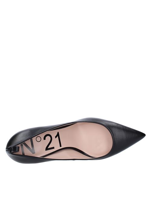 Leather pumps with removable silver-colored chain N°21 | 21ECPTNV11003-X010NERO