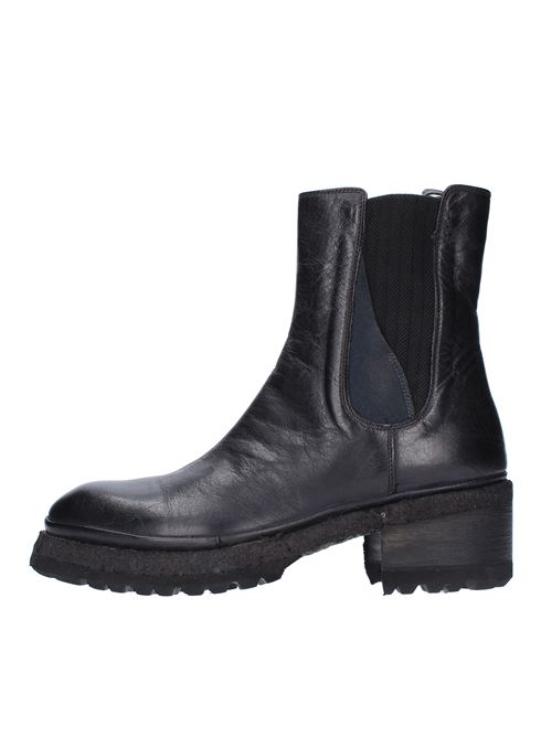 Beatles ankle boots model 60661 in leather ALEXANDER HOTTO | 60661NERO