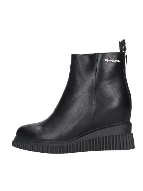 Faux leather ankle boots GAI MATTIOLO | CA-113NERO