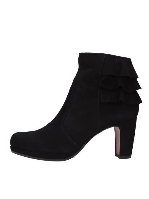 Suede ankle boots CHIE MIHARA | VB0022_CHIENERO