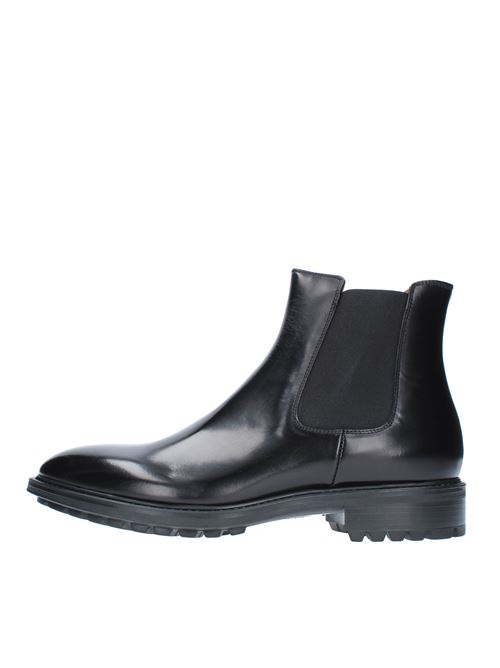 Beatles ankle boots model DU1343GENOUF007NN00 in leather and fabric DOUCAL'S | DU1343GENOUF007NN00NERO