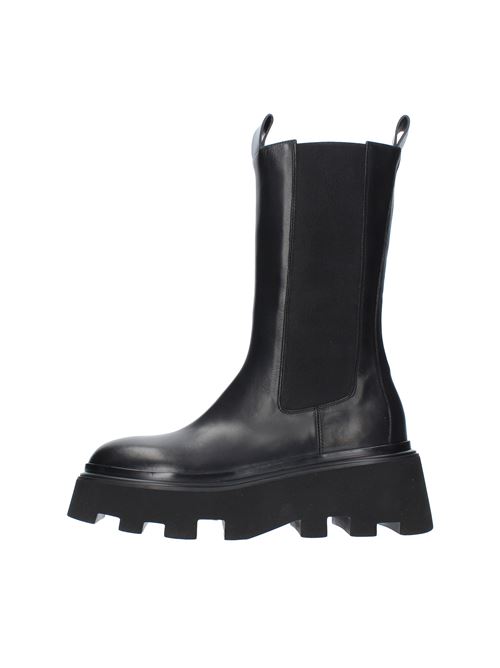 Beatles ankle boots model E2721 in leather and fabric ELENA IACHI | E2721NERO