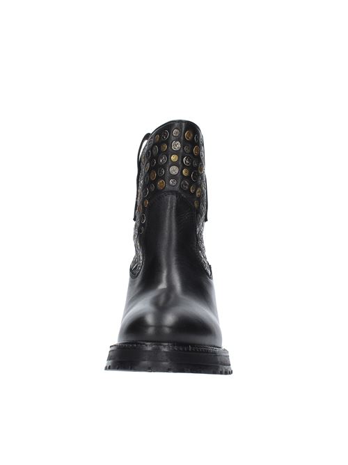 Ankle boots model 422M-906-16-NCR in leather and studs EMANUELLE VEE | 422M-906-16-NRCNERO