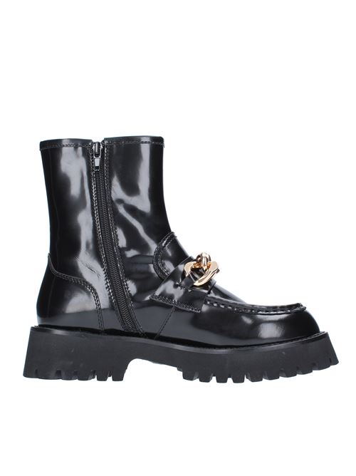 Moccasin ankle boots in shiny leather JEFFREY CAMPBELL | RECESSMNERO
