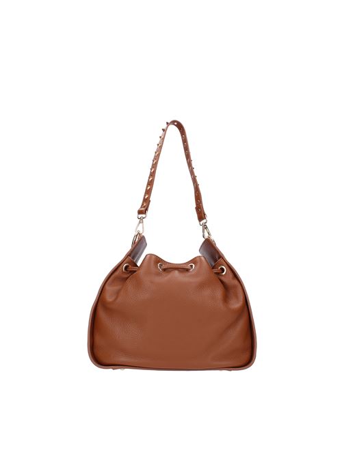 Leather bag and studs LA CARRIE | 122P-MB-100-TBLCUOIO