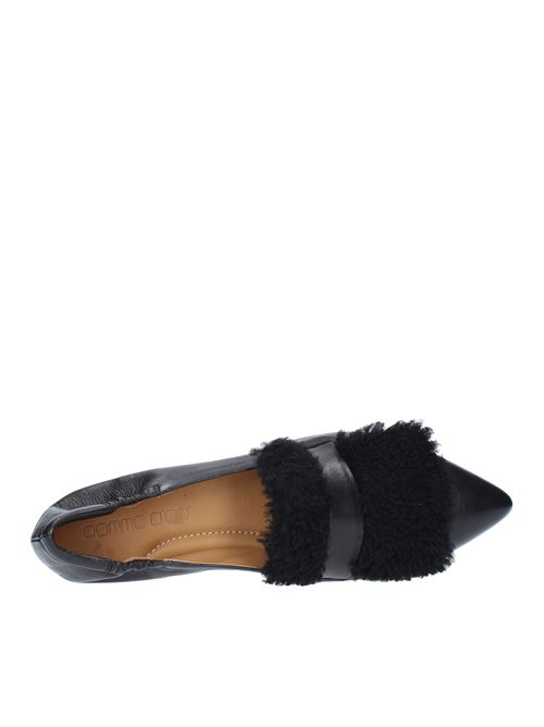 Leather moccasins model 0520 POMME D'OR | 0520NERO