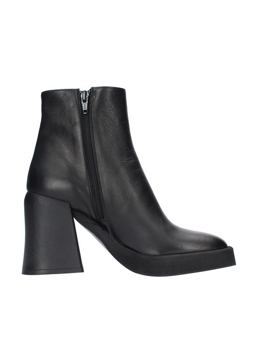 Ankle boots model A5280 in leather STRATEGIA | A5280NERO