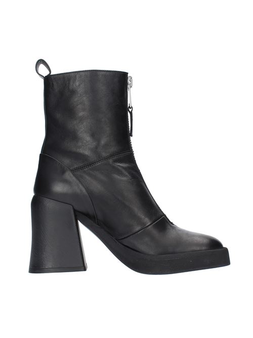 Ankle boots model A5283 in leather STRATEGIA | A5283NERO