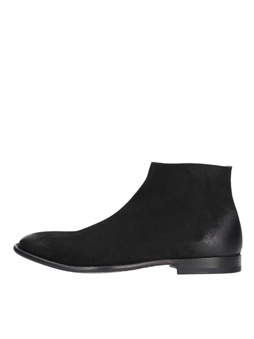 Ankle boots and boots Black ALEXANDER MCQUEEN | MV2467_ALEXNERO