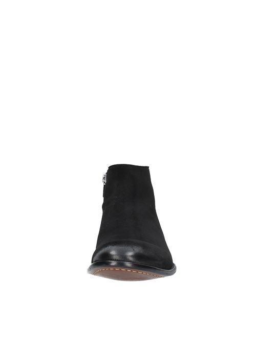 Ankle boots and boots Black ALEXANDER MCQUEEN | MV2467_ALEXNERO