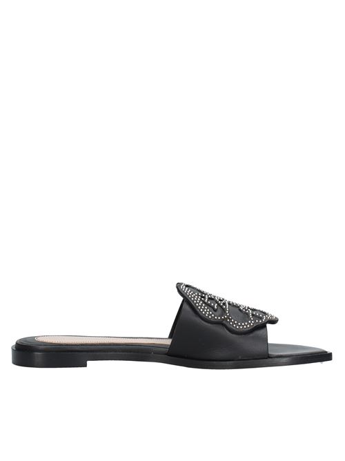 Leather and studded mules and sabots ALEXANDER MCQUEEN | VD0384NERO