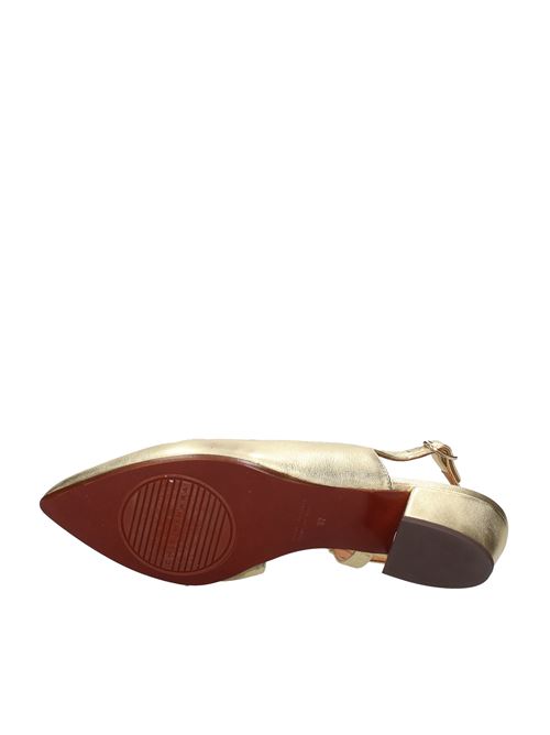 Décolleté slingback in pelle CHIE MIHARA | VD0379ORO