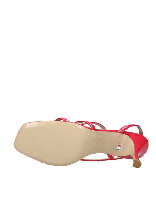 Patent leather sandals MARIA CRISTINA | VD1285FUXIA