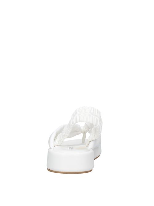 Faux leather thong sandals PAOLO MATTEI | VD1312BIANCO