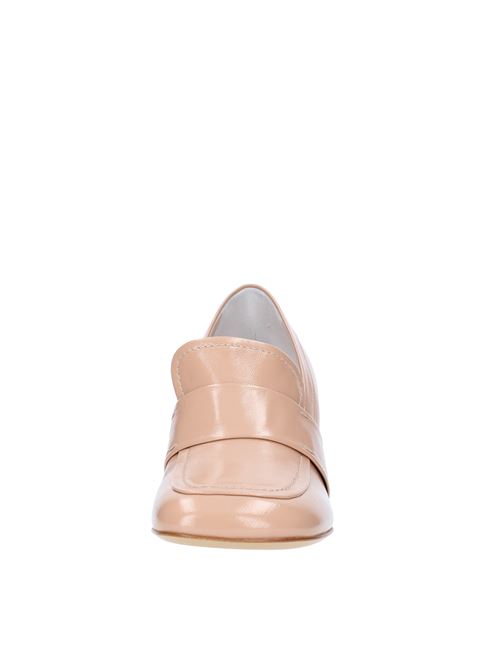 Moccasins made of polished leather STRATEGIA | A5183NUDE