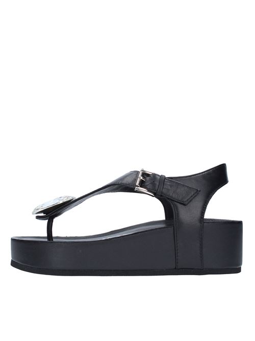 Leather thong sandals STRATEGIA | B16NERO