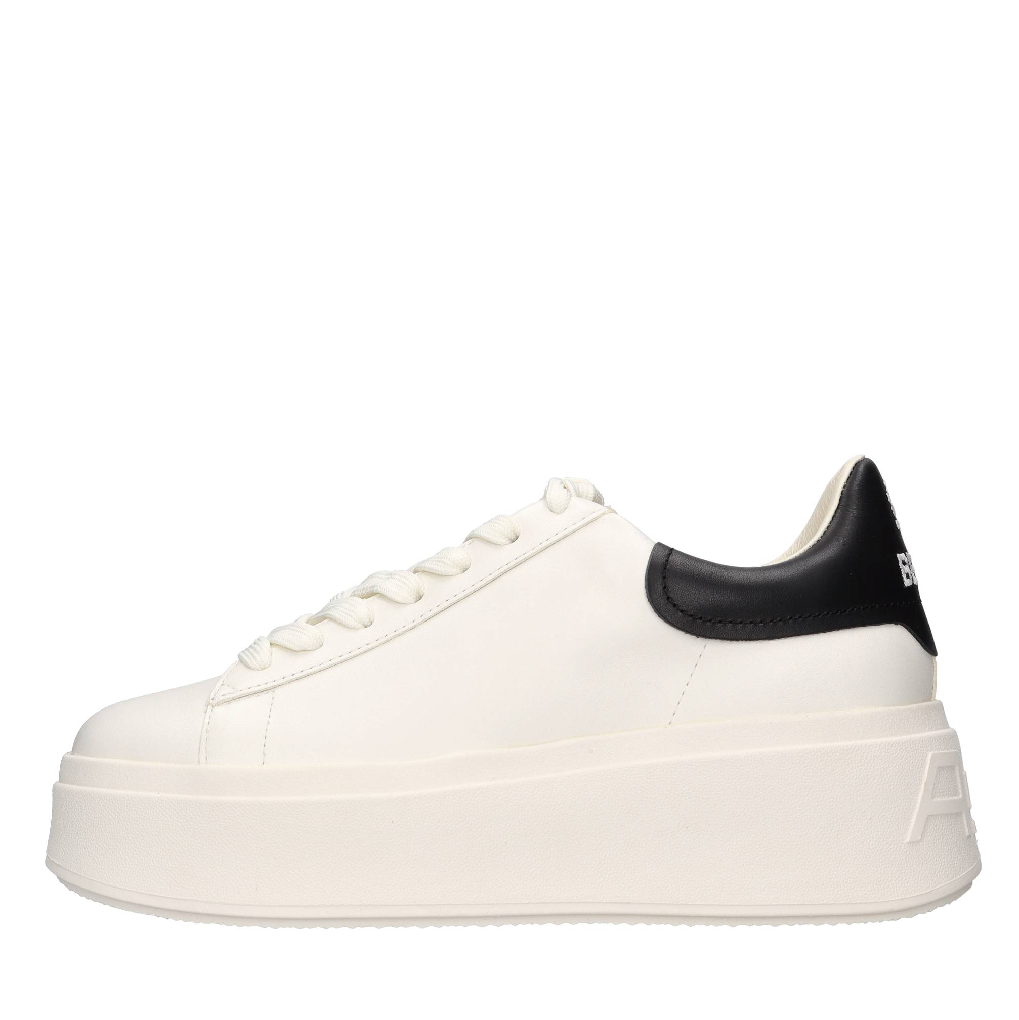 Sneakers modello Moby in pelle