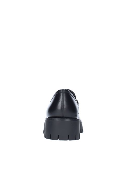 Moccasins model FL7ILRLEA14 in leather GUESS | FL7ILRLEA14NERO