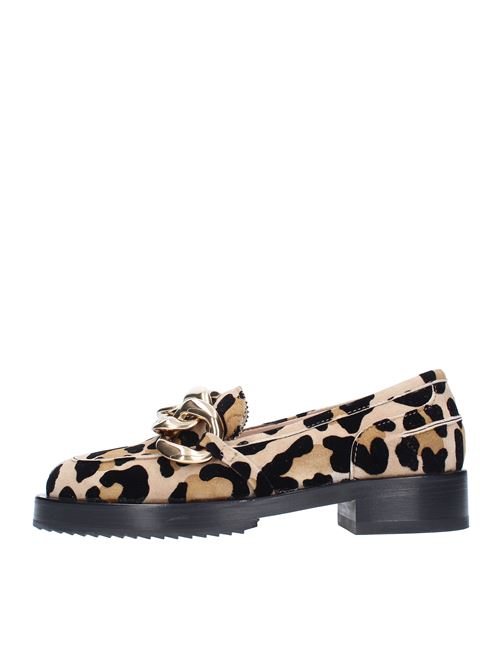 Mocassini modello 21ISP022 in camoscio stampa leopardo N°21 | SP022LEOPARDAT