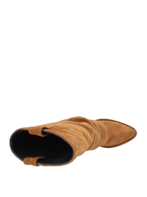 Stivali modello 22ISP37603 in camoscio N°21 | SP37306MARRONE