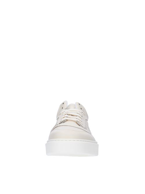 Leather sneakers DOUCAL'S | DU3210HUGHUF114PPW02PANNA