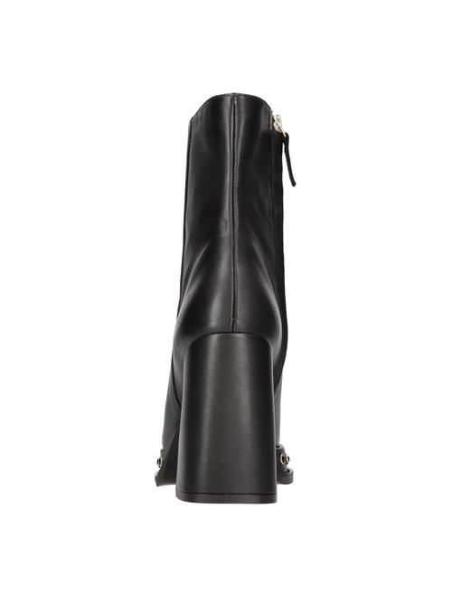 Tronchetti modello BASILIA in pelle CASTANER | 025486NERO