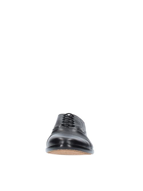 Stringate in pelle DOUCAL'S | DU3006CLIFUF196NN00NERO