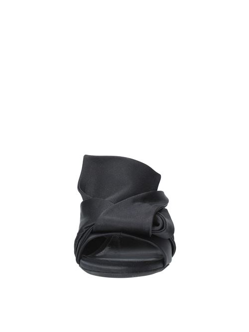 Mules in raso N°21 | CSXNV15218-X120NERO