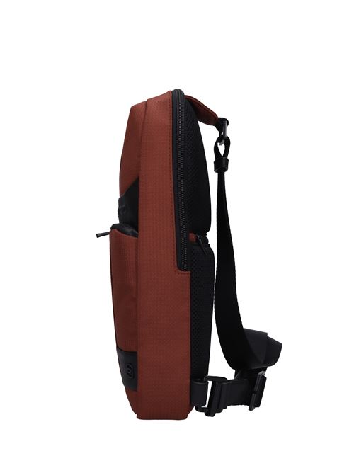 Zaino monospalla in tessuto PIQUADRO | CA5751W129MARRONE
