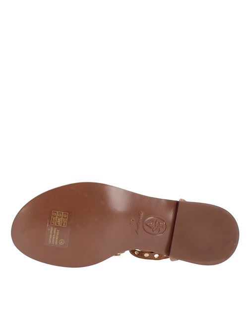 Sandali flat modello PARTY02 in pelle e borchie ASH | PARTY02CANNELLA